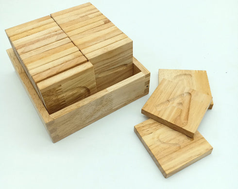 QTOYS - Capital Letter Spelling Tiles & Tray